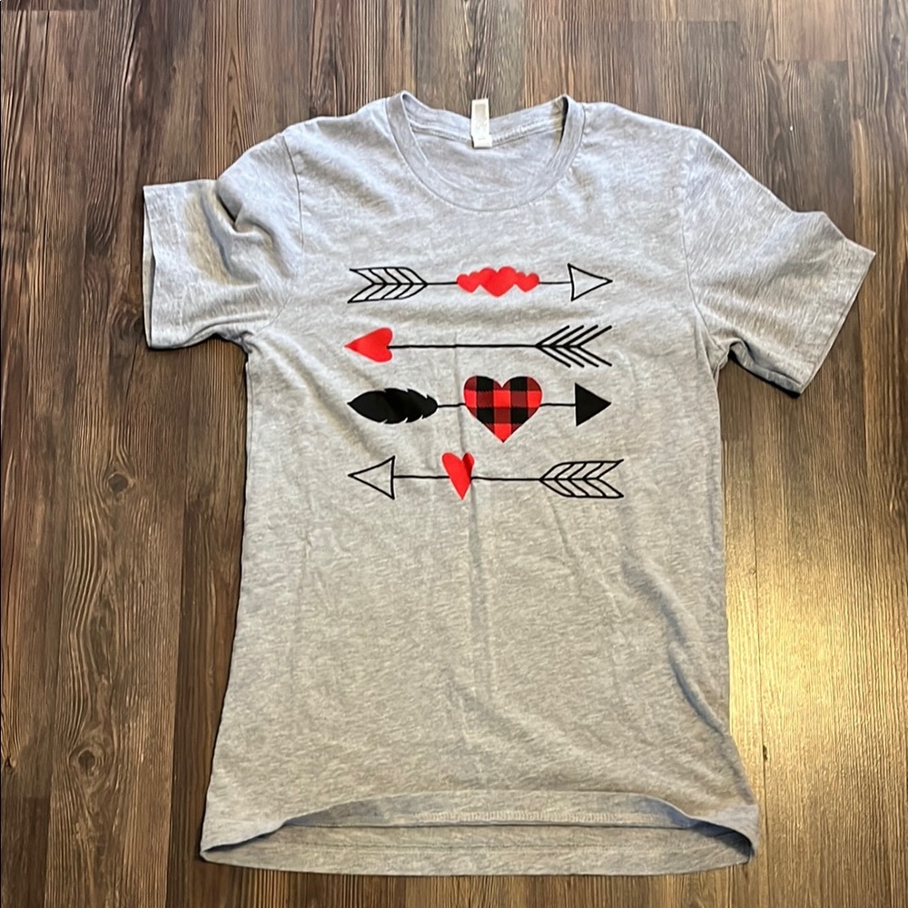 Gray T-Shirt with Heart and Arrow Design